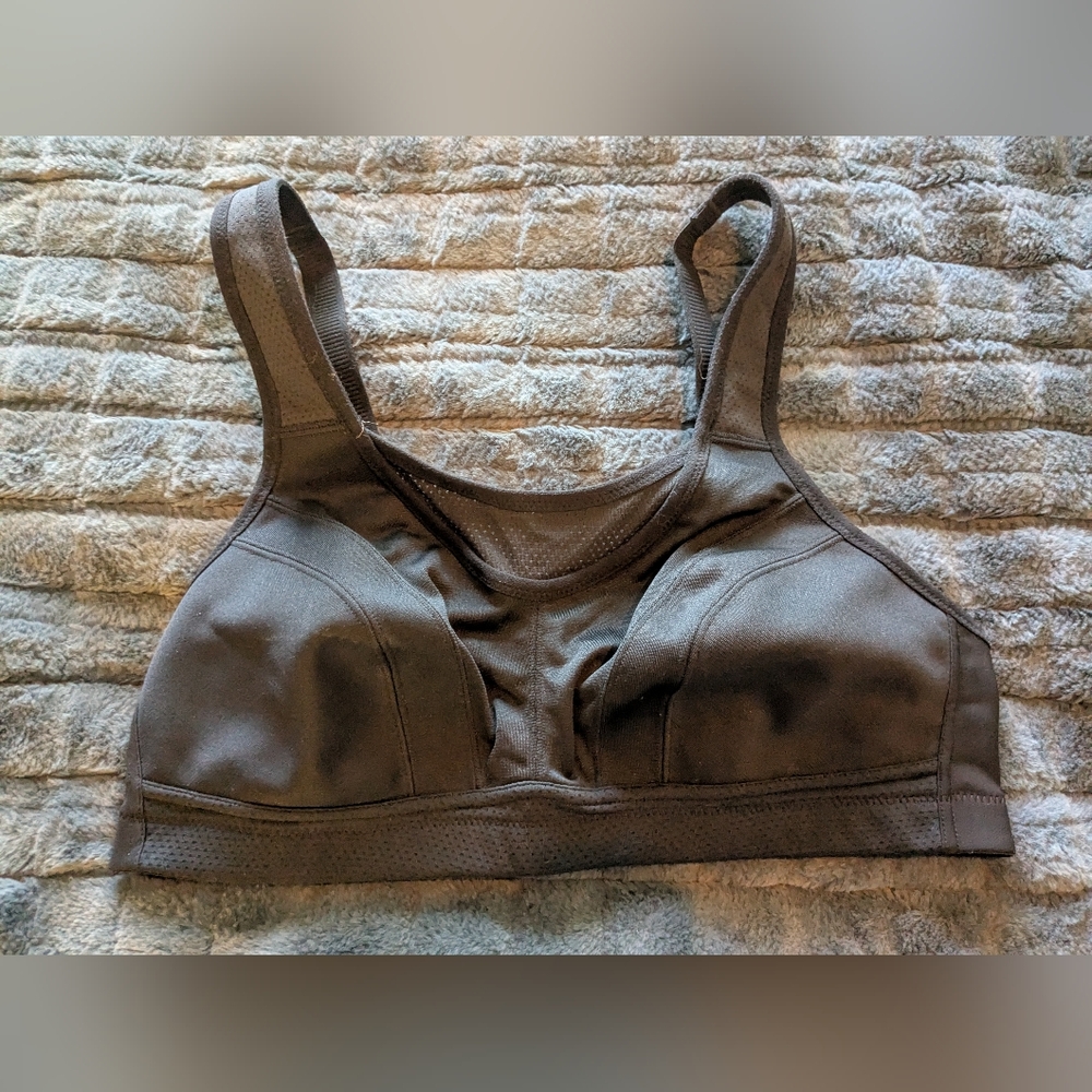 Women's Black Sports Bra